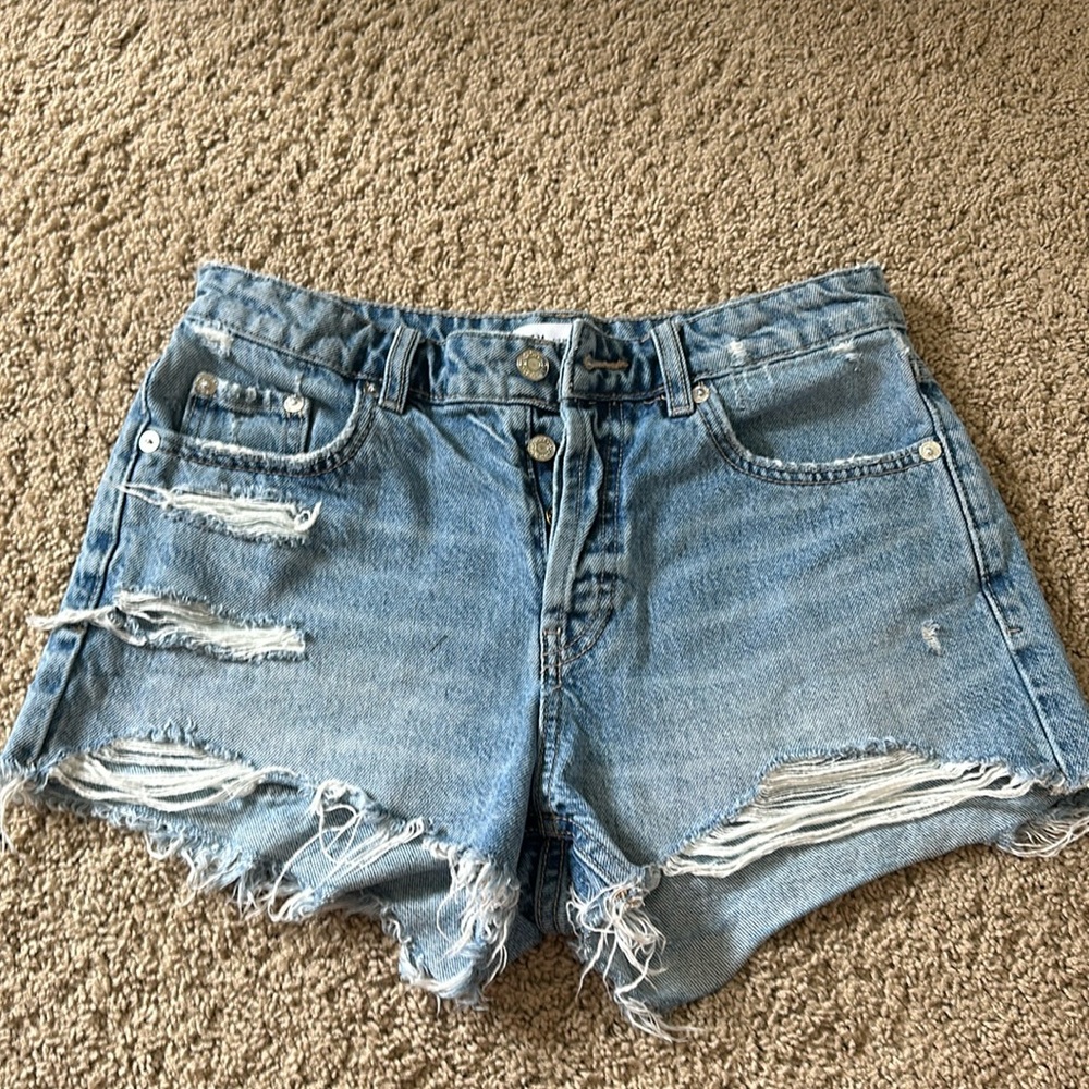 zara denim shorts never worn high waisted size US 4.